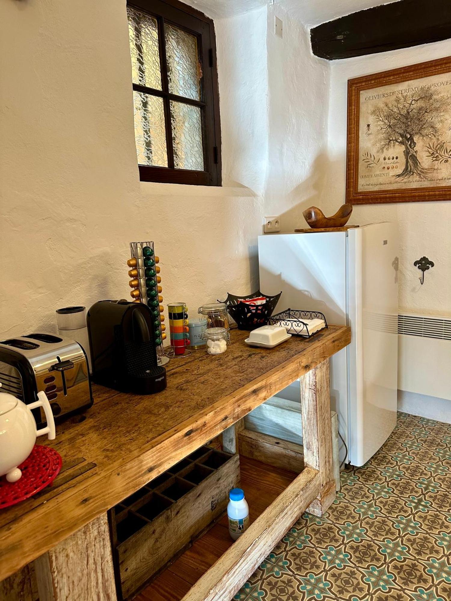 Guest App'Art Apartment Tourrettes-sur-Loup Exterior photo